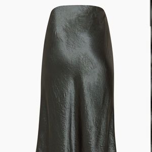 Babaron Aritizia Satin Midi Skirt Green